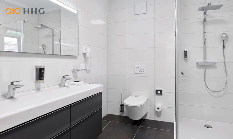 Nhà tắm sử dụng bồn cầu thông minh AXENT