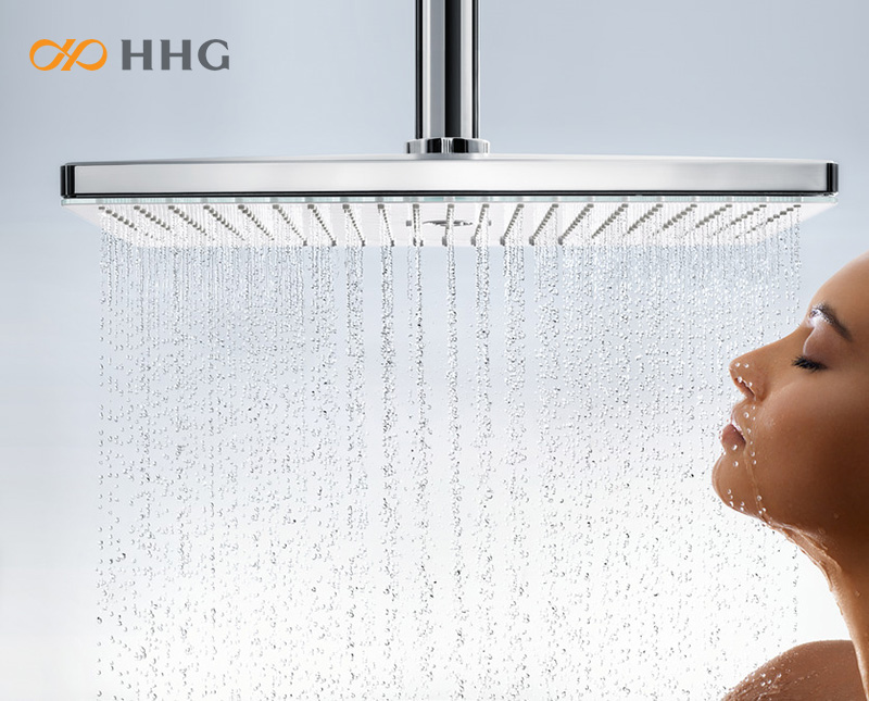 Đầu sen tắm thông minh hansgrohe có kích thước 460 x 300 mm, đem đến trải nghiệm tắm tuyệt vời.